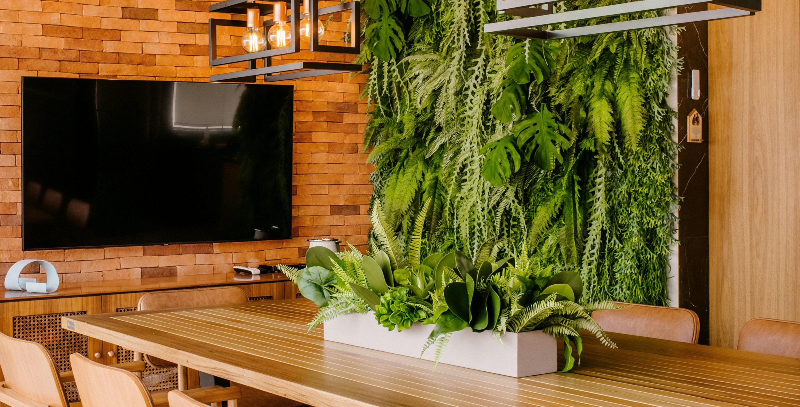 Estilo biofílico: cómo integrar la naturaleza en el diseño de interiores para mejorar el bienestar en el hogar