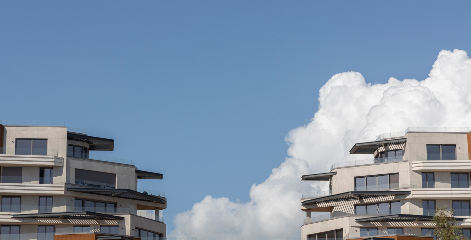 Ingresos extra inmobiliaria: cómo aumentar la rentabilidad sin depender solo de las comisiones